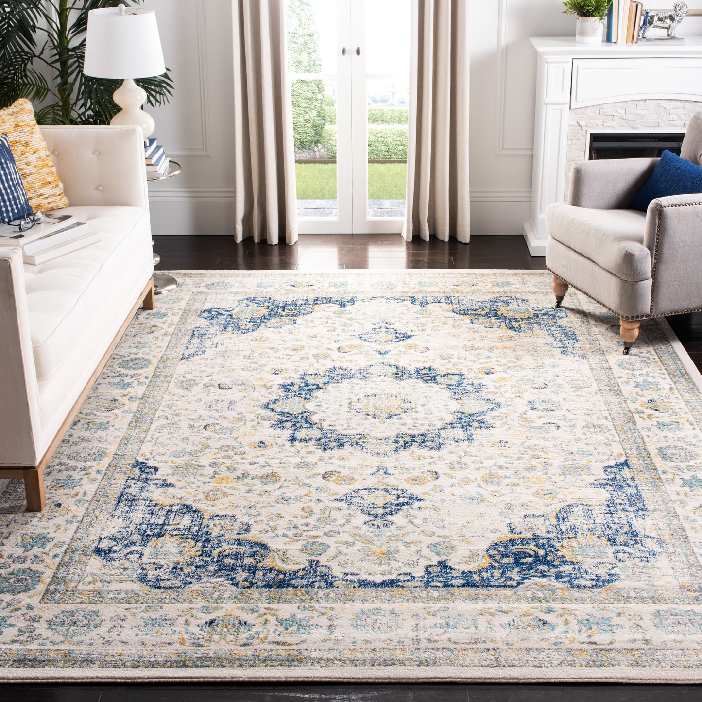 Tapis oriental vintage SAFAVIEH Evoke Jentje style shabby chic