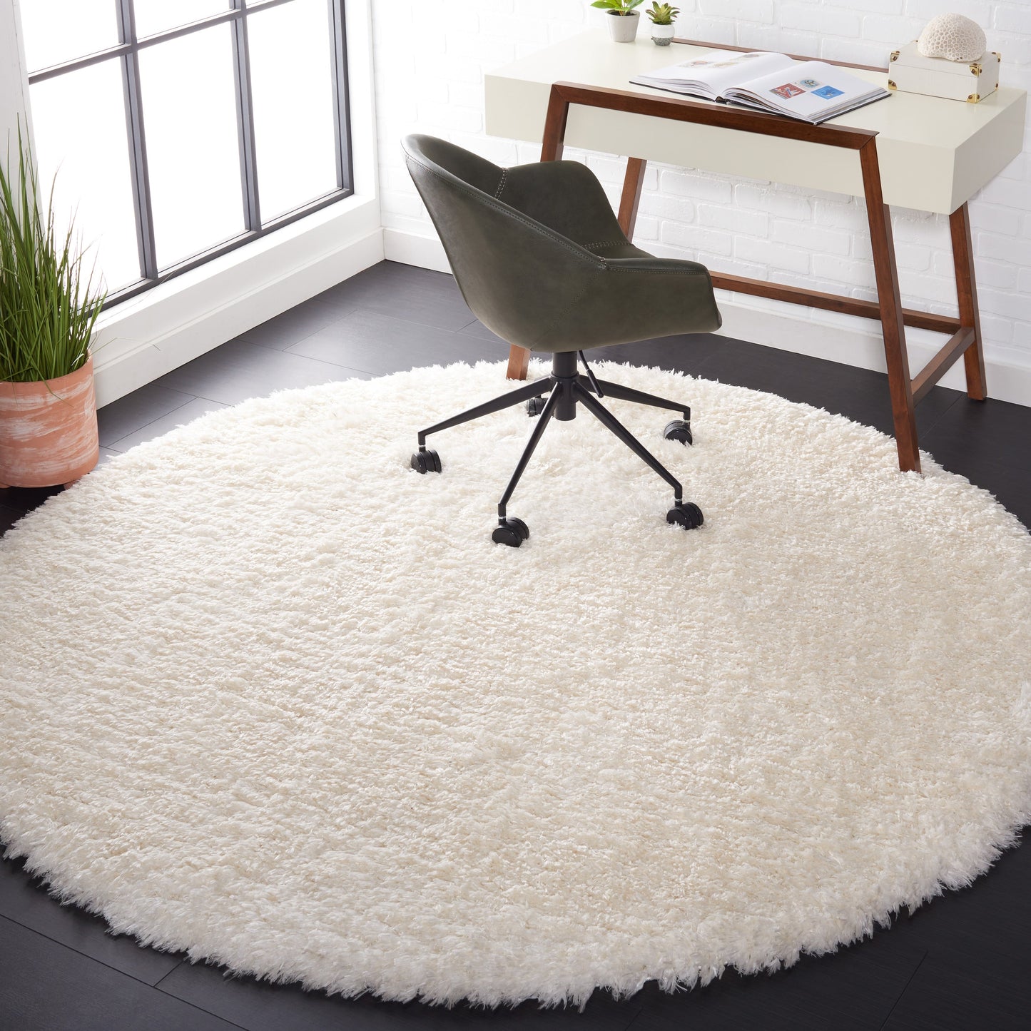 Tapis SAFAVIEH Flokati Shag Wynne de 7 cm d'épaisseur