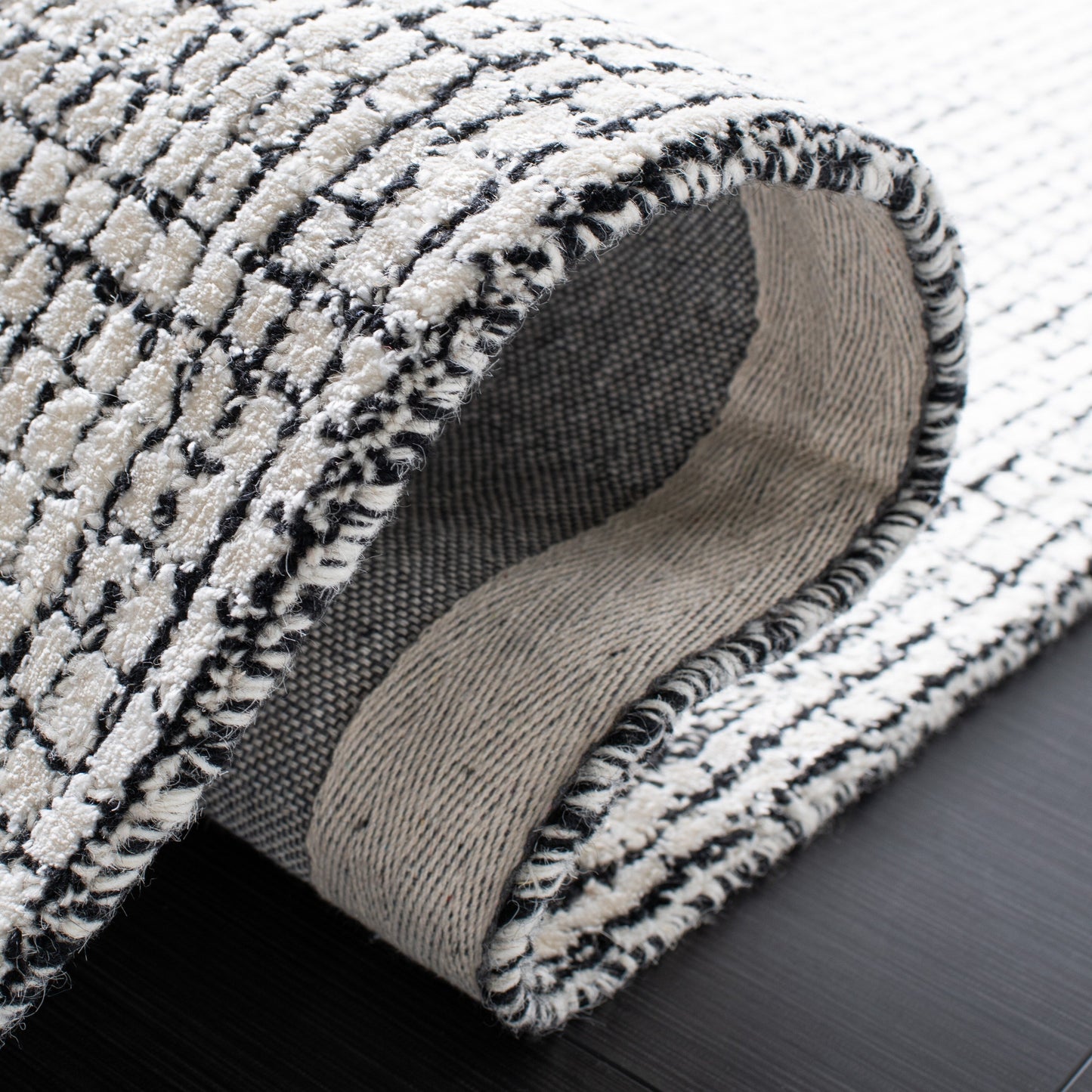 Tapis moderne en viscose SAFAVIEH fait main, abstrait, Marikka