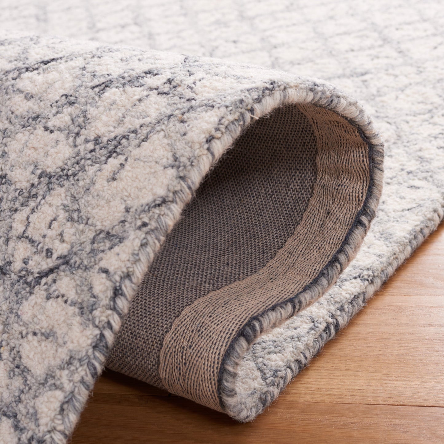 Tapis moderne en laine abstrait fait main SAFAVIEH Suhad