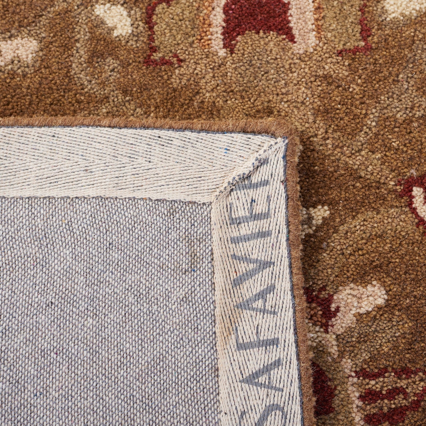 Tapis traditionnel oriental SAFAVIEH en laine filée à la main, Anatolie Renelle, fait main