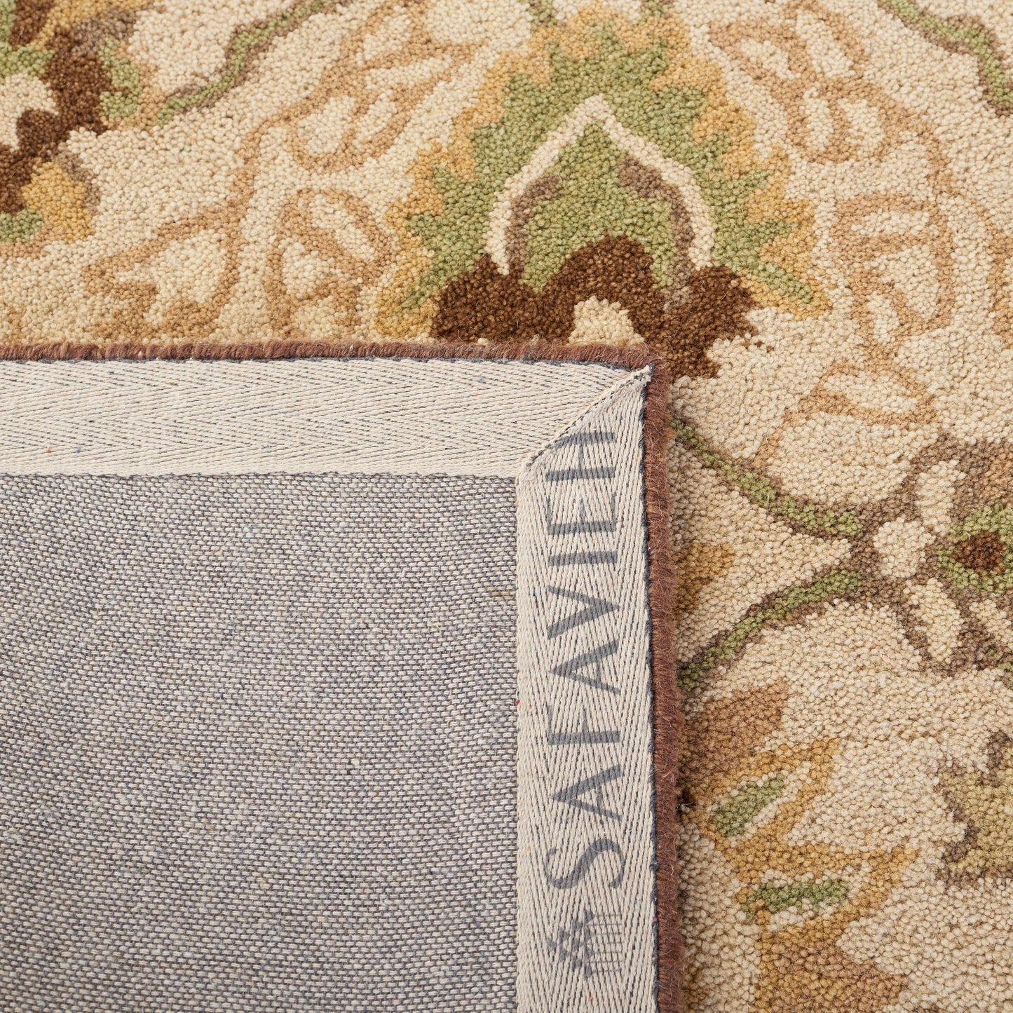 Tapis traditionnel oriental SAFAVIEH en laine filée à la main, Anatolie Renelle, fait main