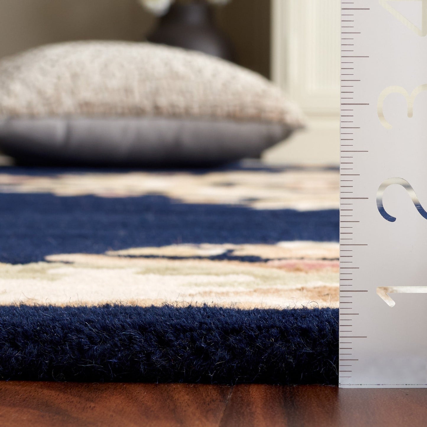 Tapis traditionnel en laine SAFAVIEH fait main, style Aubusson Hale.