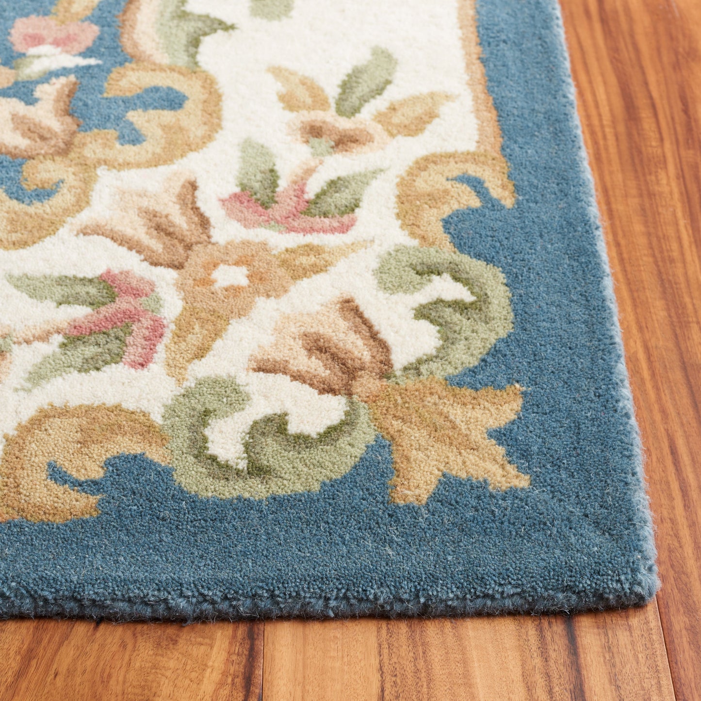 Tapis traditionnel en laine SAFAVIEH fait main, style Aubusson Hale.