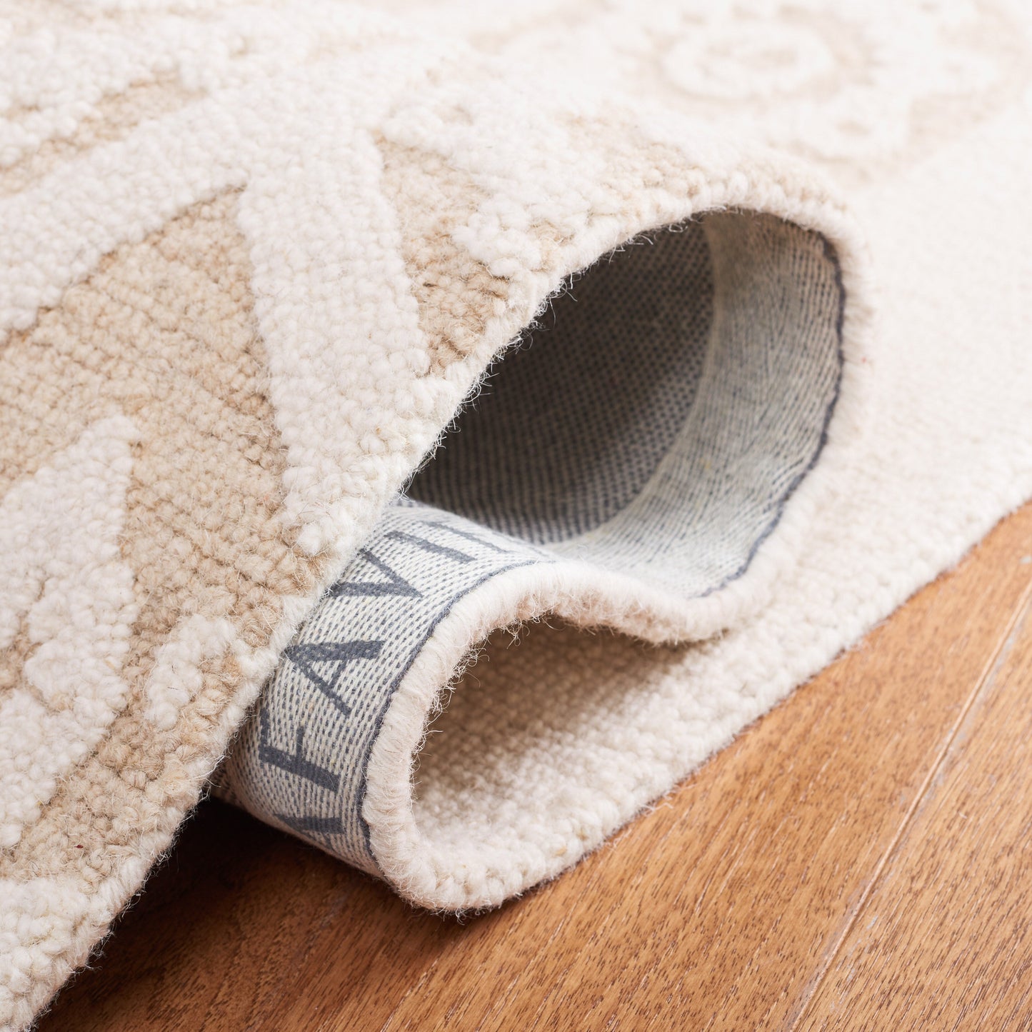 Tapis en laine SAFAVIEH Blossom Oriella fait main, motif floral moderne