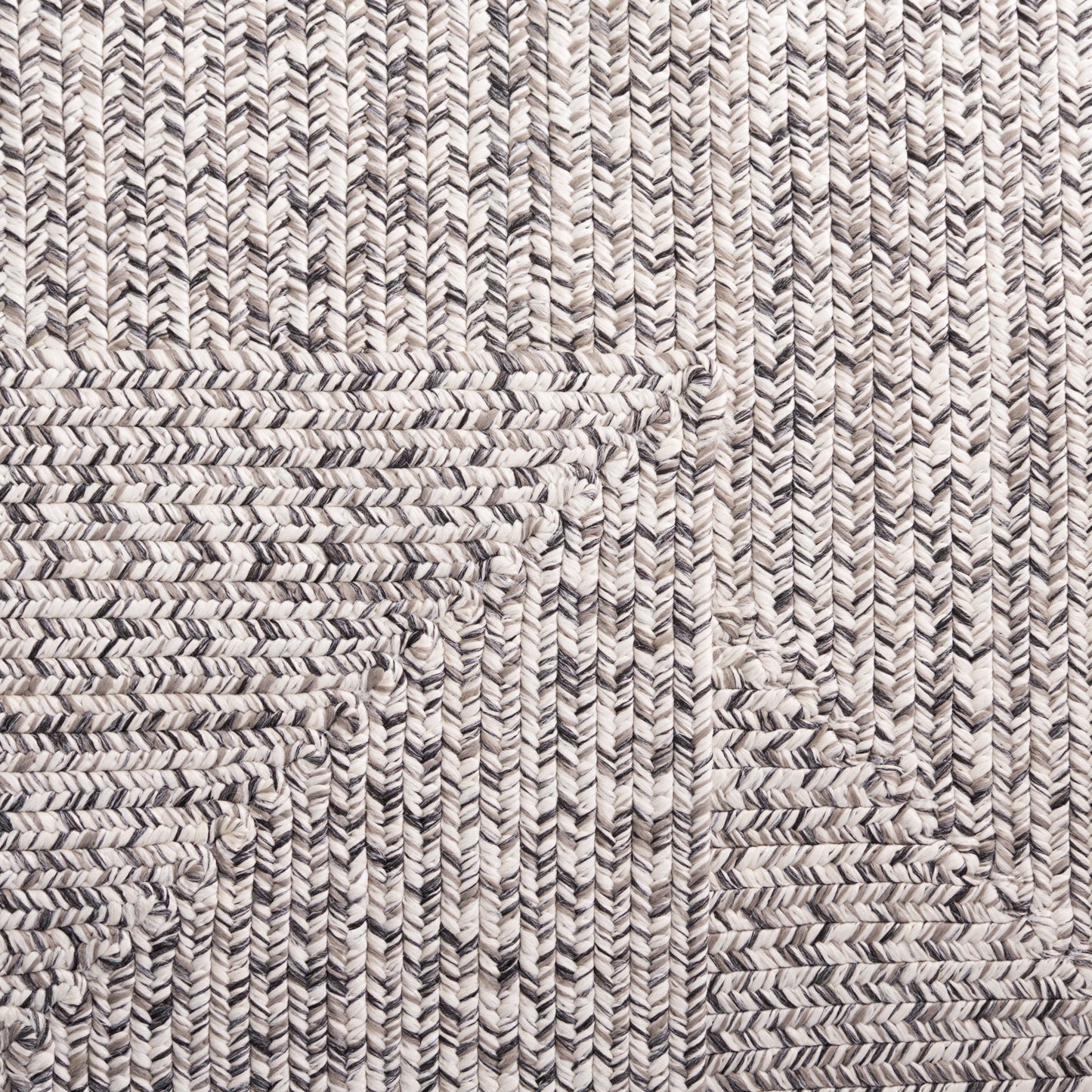 Tapis décontracté tressé à la main SAFAVIEH Anthi