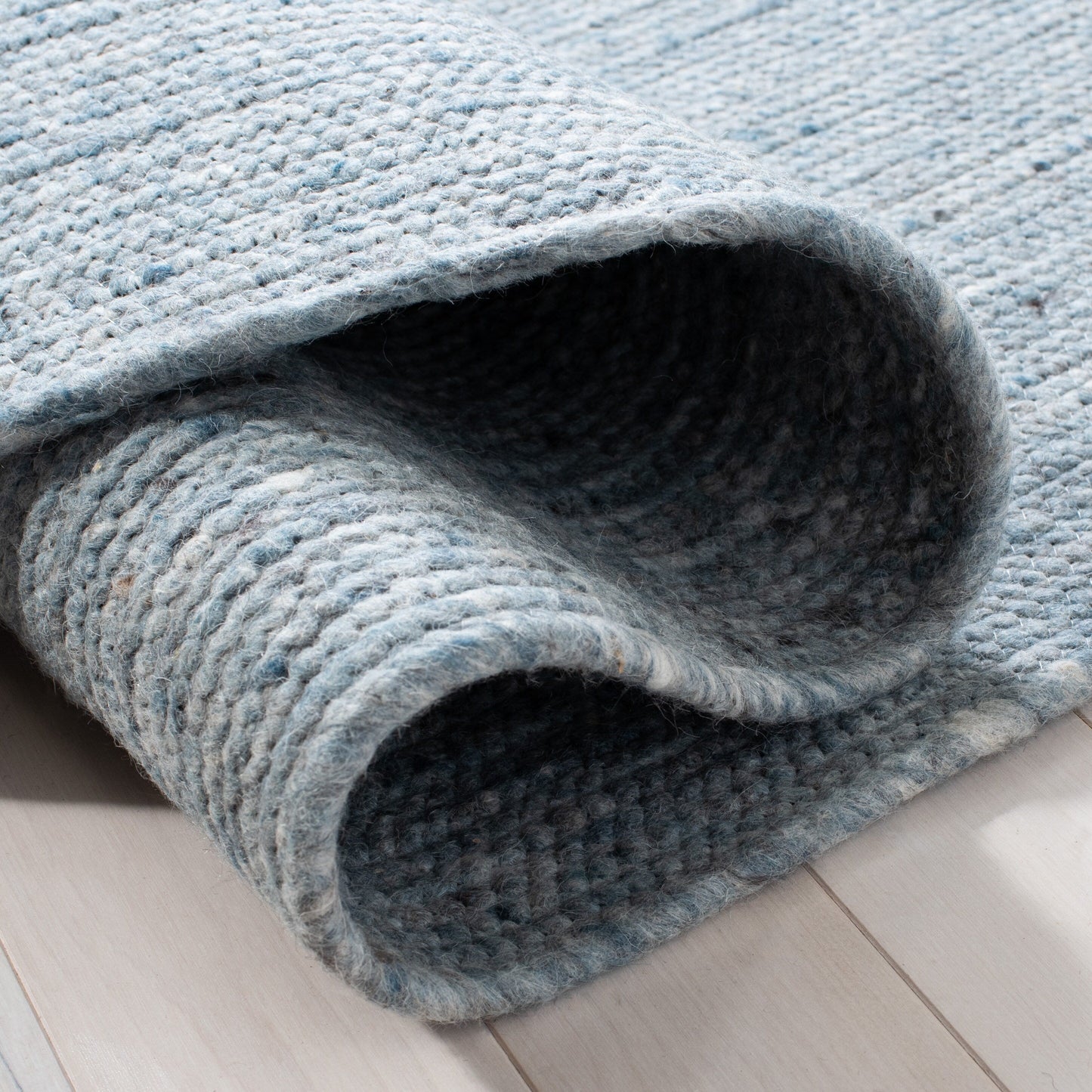 Tapis de campagne tressé à la main SAFAVIEH en laine