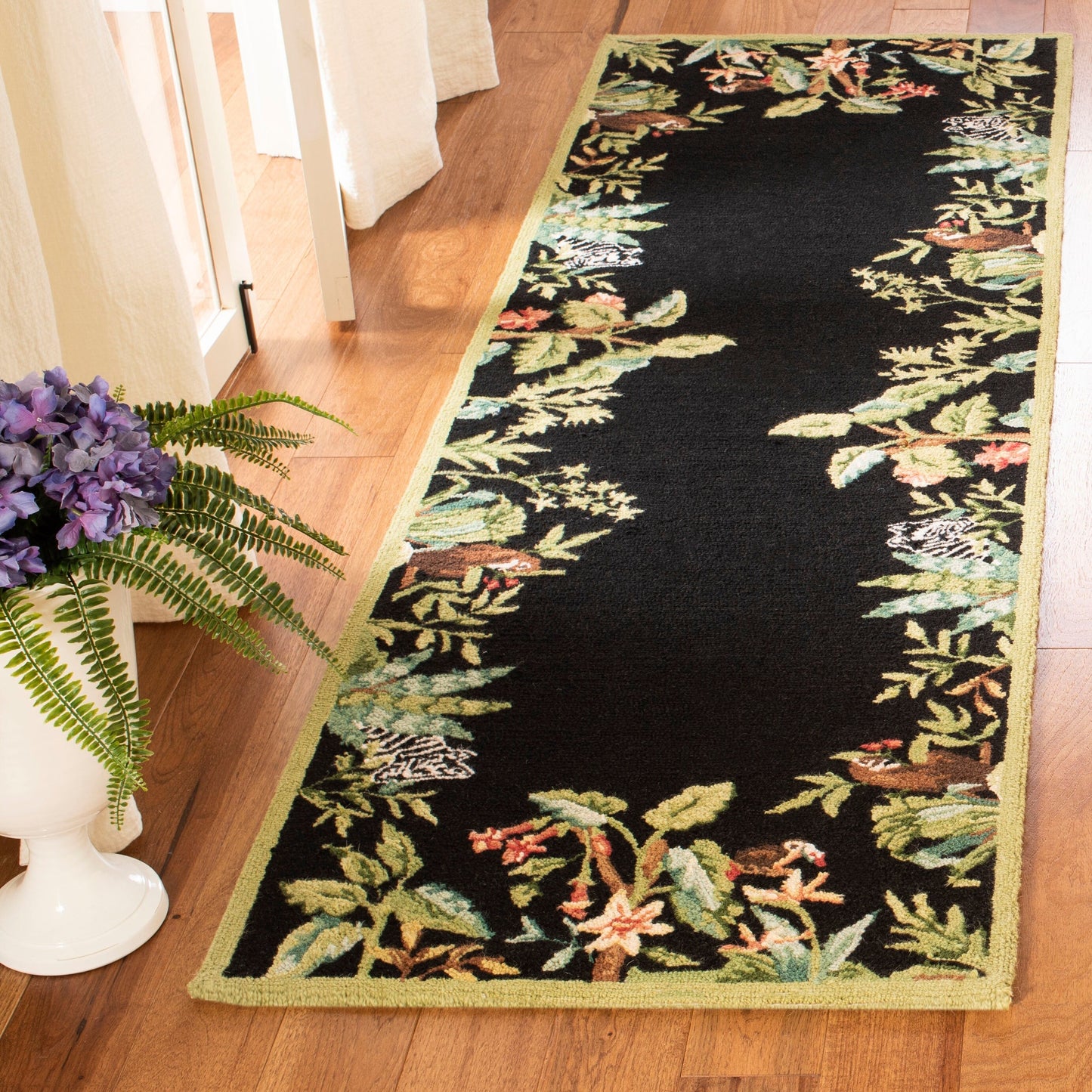 Tapis en laine Chelsea Margrieta fait main SAFAVIEH, style campagne française
