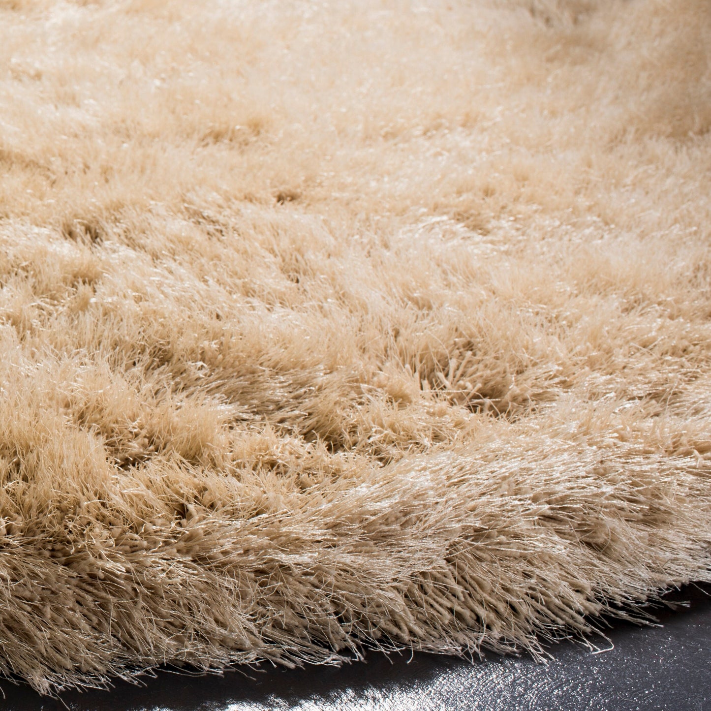 Tapis SAFAVIEH Fiona Shag Djenka fait main, épaisseur 7,6 cm