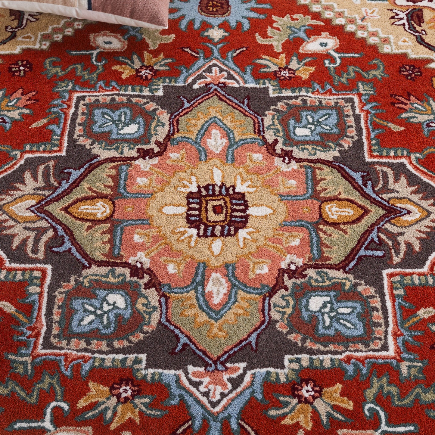 Tapis oriental traditionnel en laine SAFAVIEH fait main, héritage Carrol