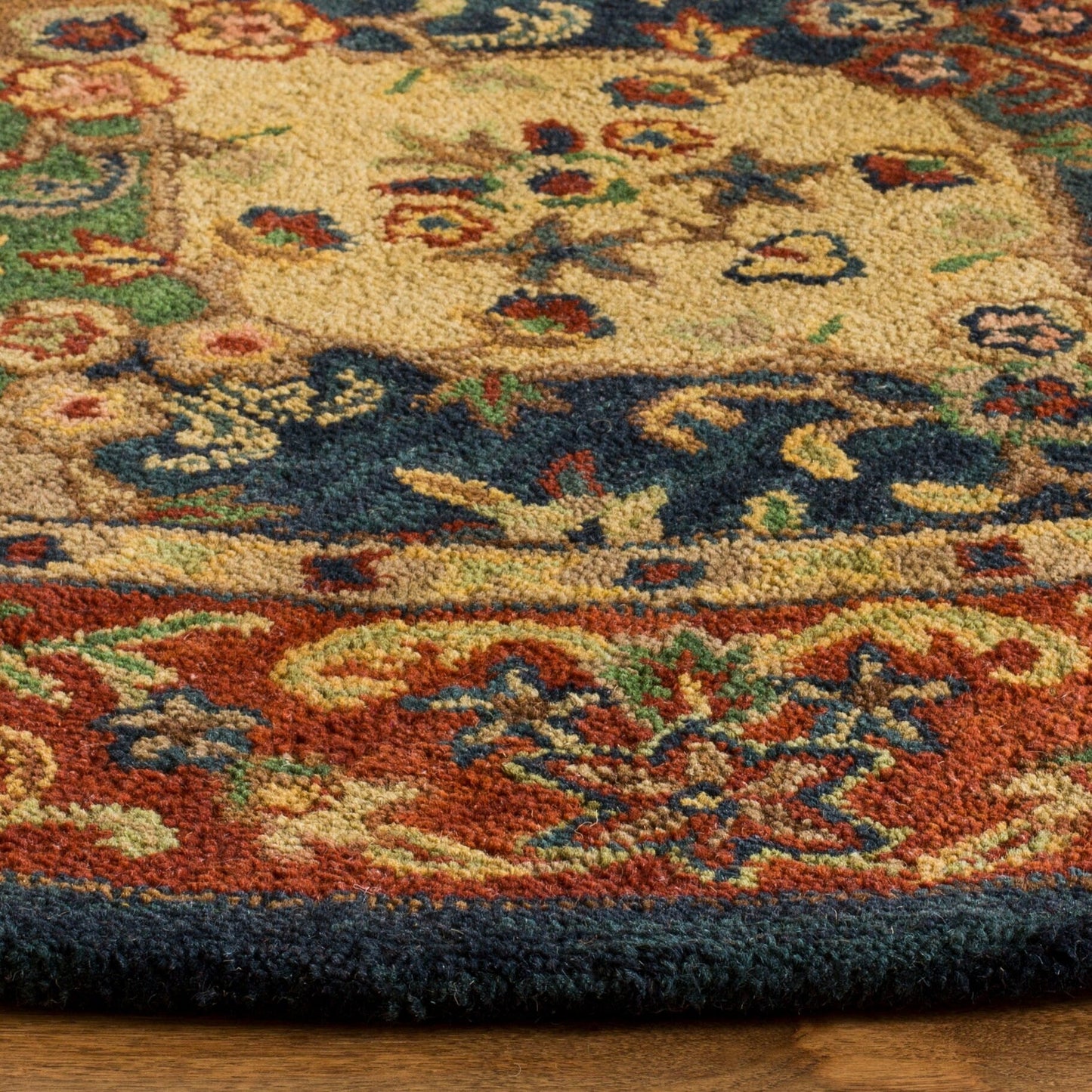 Tapis oriental traditionnel en laine SAFAVIEH fait main, motif reptiles.