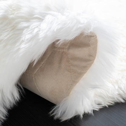 Tapis Brittnie en peau de mouton véritable, fait main par SAFAVIEH