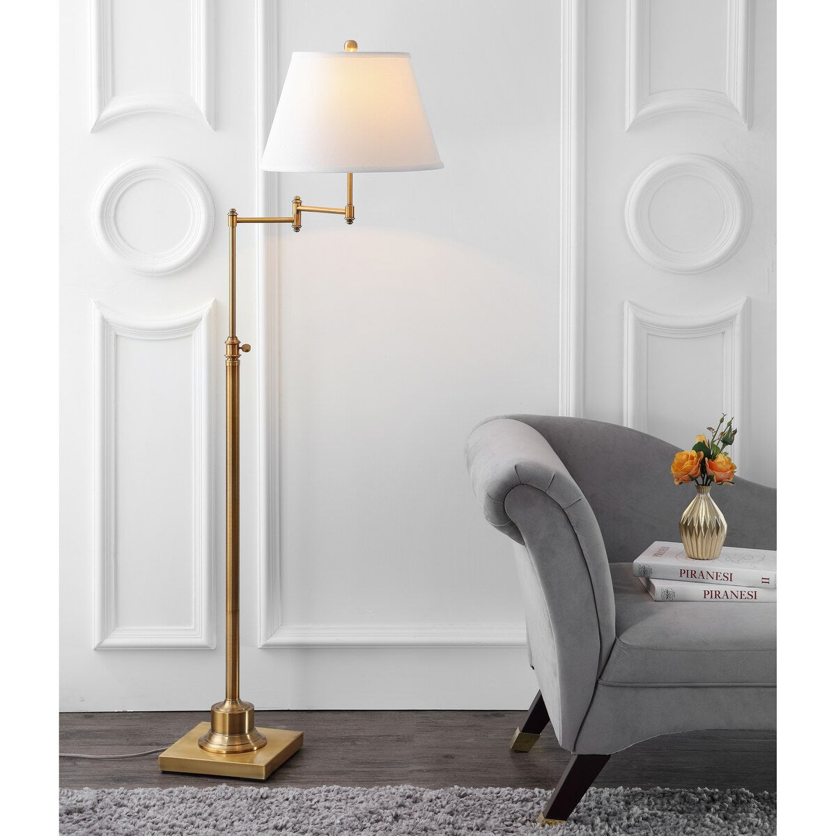 Lampadaire pivotant doré SAFAVIEH Lighting Tracee de 60 pouces - 16 x 16 x 54,5-68,5 - 16 L x 16 P x 69 H