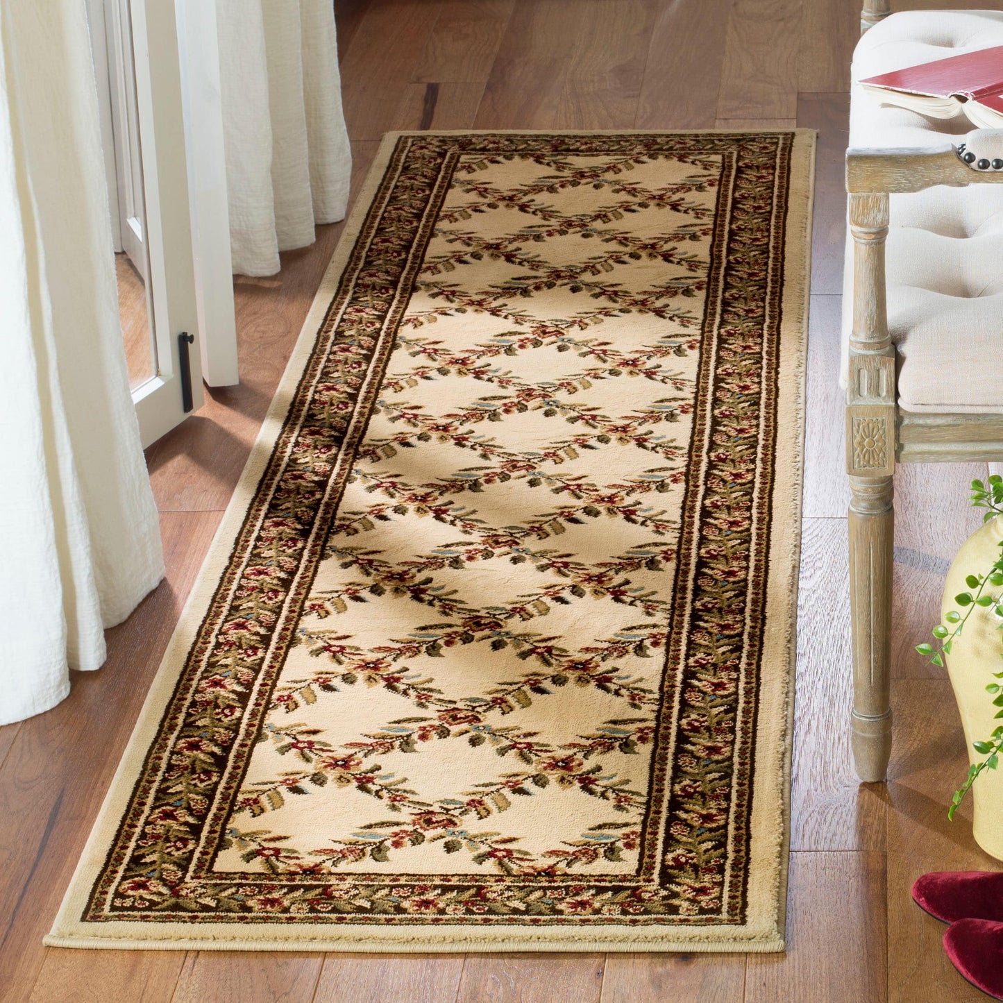 Tapis oriental traditionnel à treillis SAFAVIEH Lyndhurst Arenda