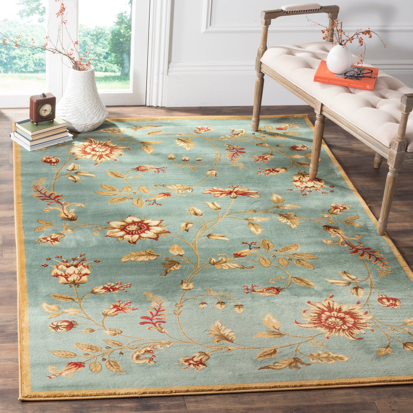Tapis à motifs floraux traditionnels SAFAVIEH Lyndhurst Nazaria
