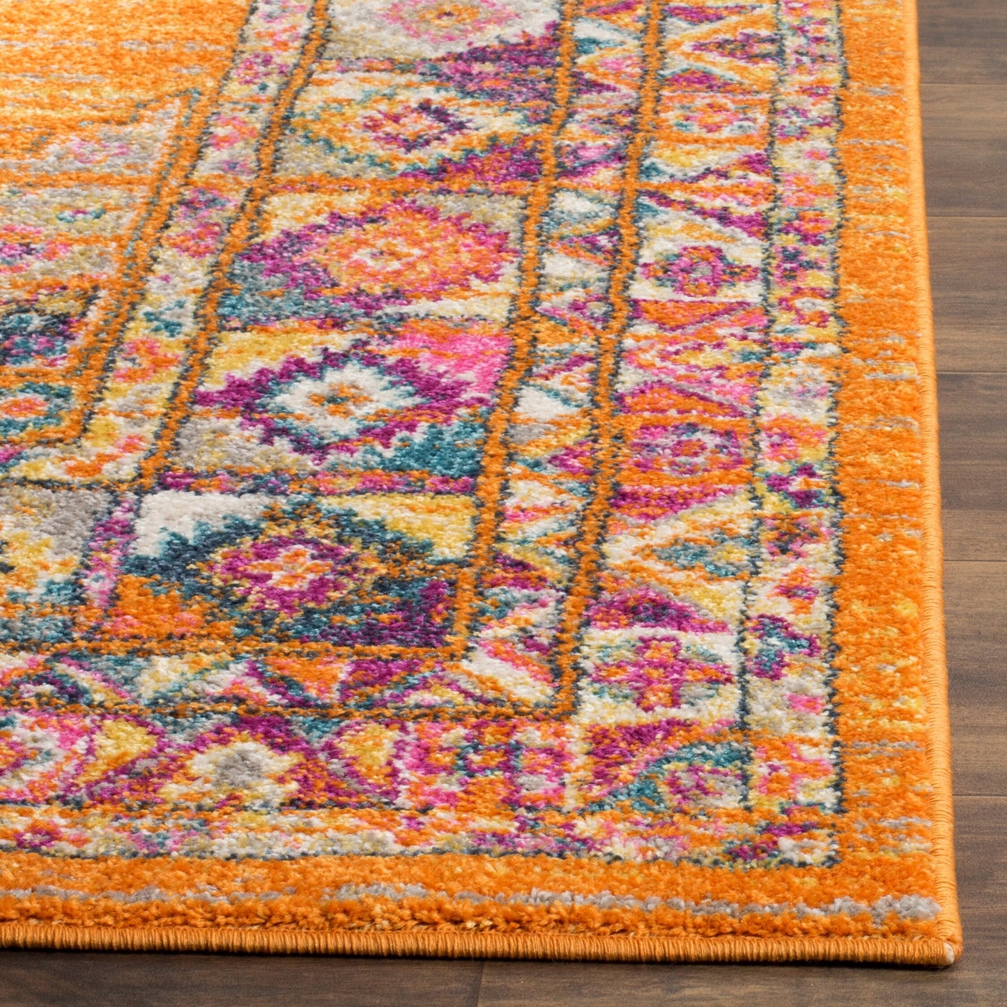 Tapis oriental bohème vintage SAFAVIEH Madison Beverlee