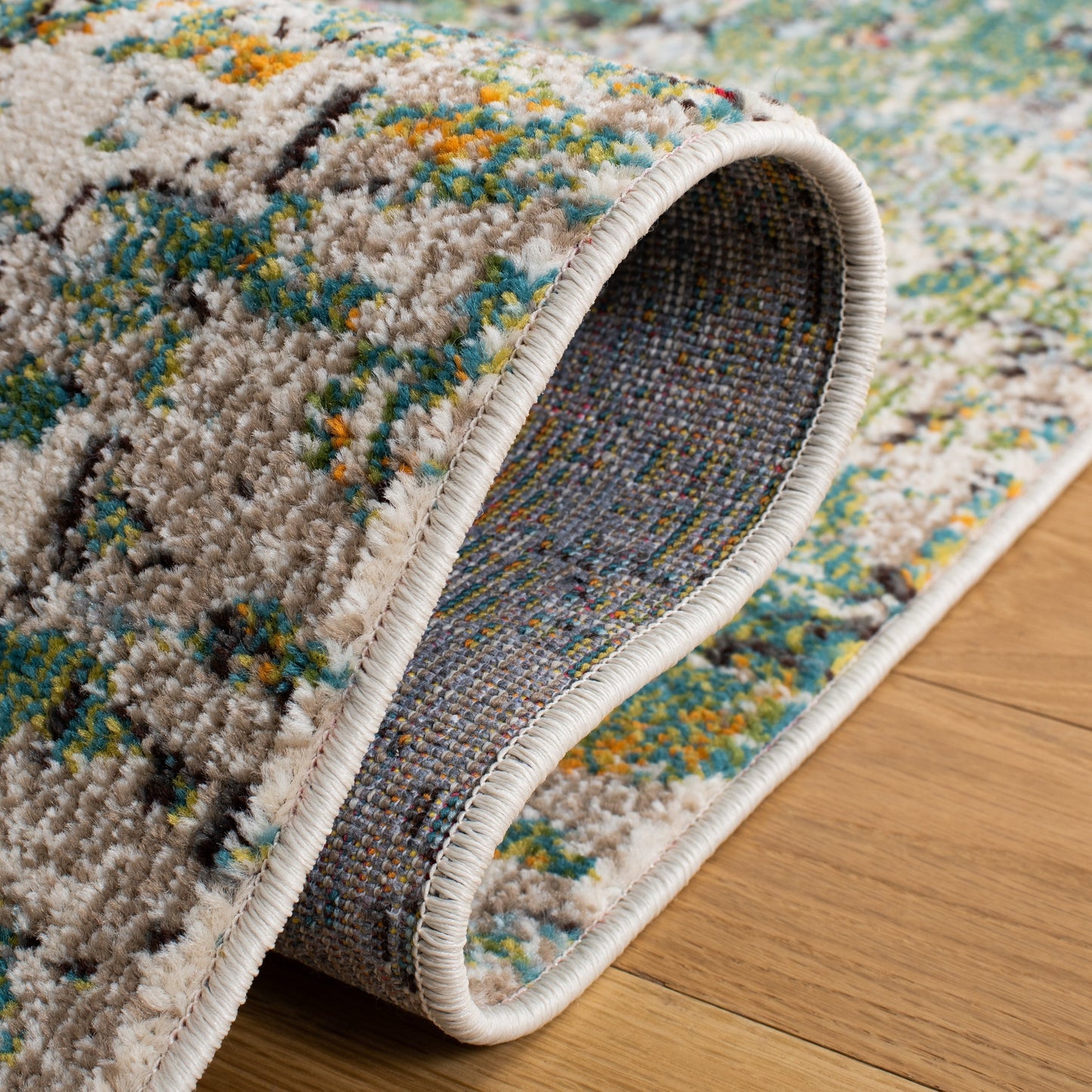 Tapis abstrait moderne Madison Coleen de SAFAVIEH