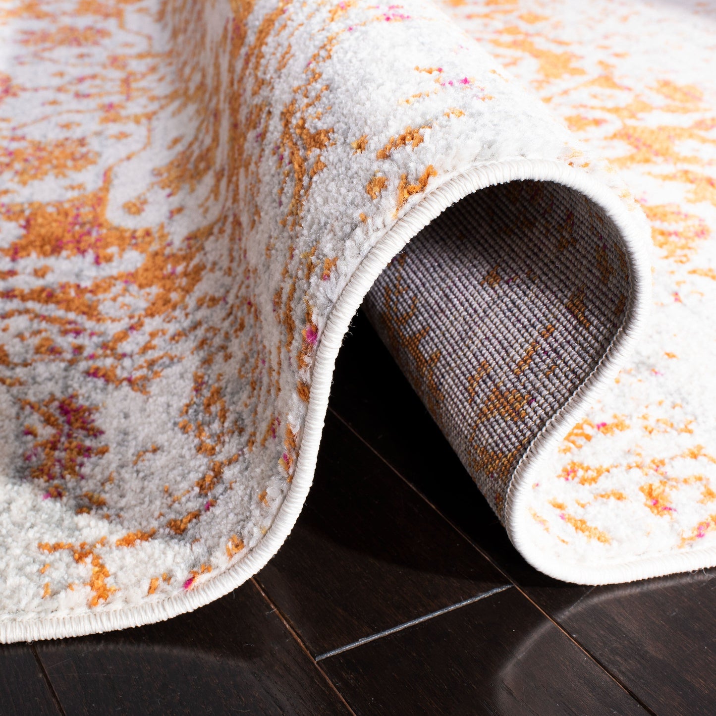 Tapis rustique vieilli SAFAVIEH Madison Delois Medallion à motif médaillon