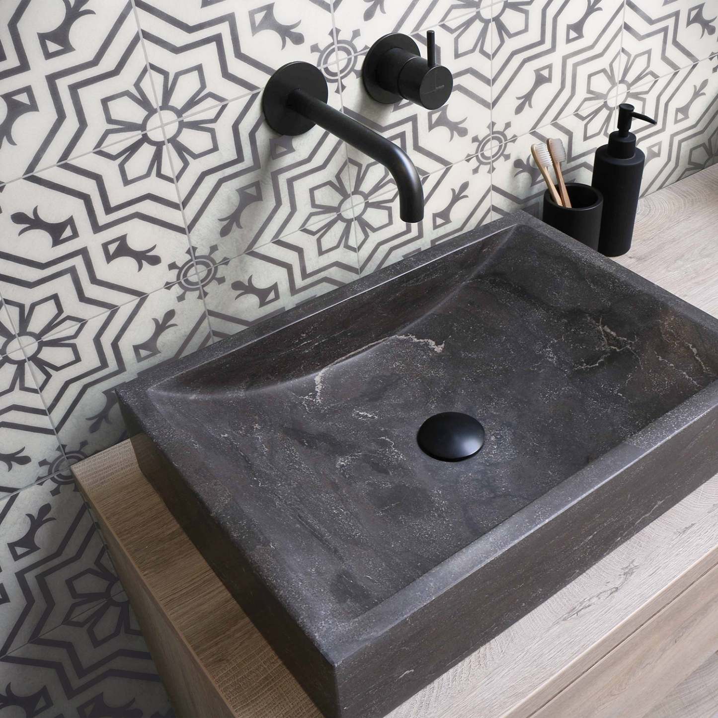 Smart Tiles peler et coller 4 feuilles 7,75 x 7,75 dosseret - Vintage Vazzini Blanco|Dosseret Smart Tiles peler et coller 7,75 x 7,75, 4 feuilles - Vintage Vazzini Blanco