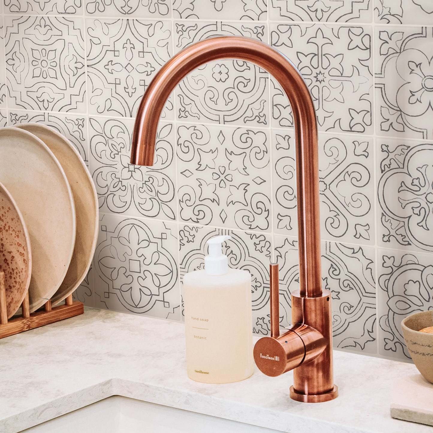 Smart Tiles Peel and Stick 4 feuilles 9 x 9 dosseret - Vintage Giotto|Smart Tiles Peel and Stick 9 x 9, 4 sheets - Vintage Giotto