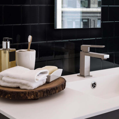 Smart Tiles peler et coller 2 feuilles 22 x 8 Dosseret - Square Berlin