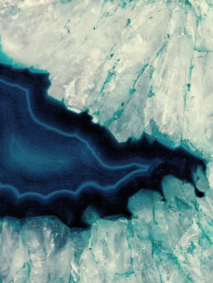 Œuvre d'art murale géante « Up Close Blue Mineral II » 72 x 54