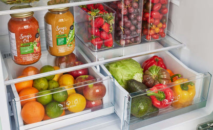 Classic Rétro par Unique 18 pi³ Réfrigérateur à congélateur sans givre en bas - UGP-510L T AC | Classic Retro by Unique Frost-Free Bottom Freezer Refrigerator 18 cu.ft. - UGP-510L T AC | U510LTAC