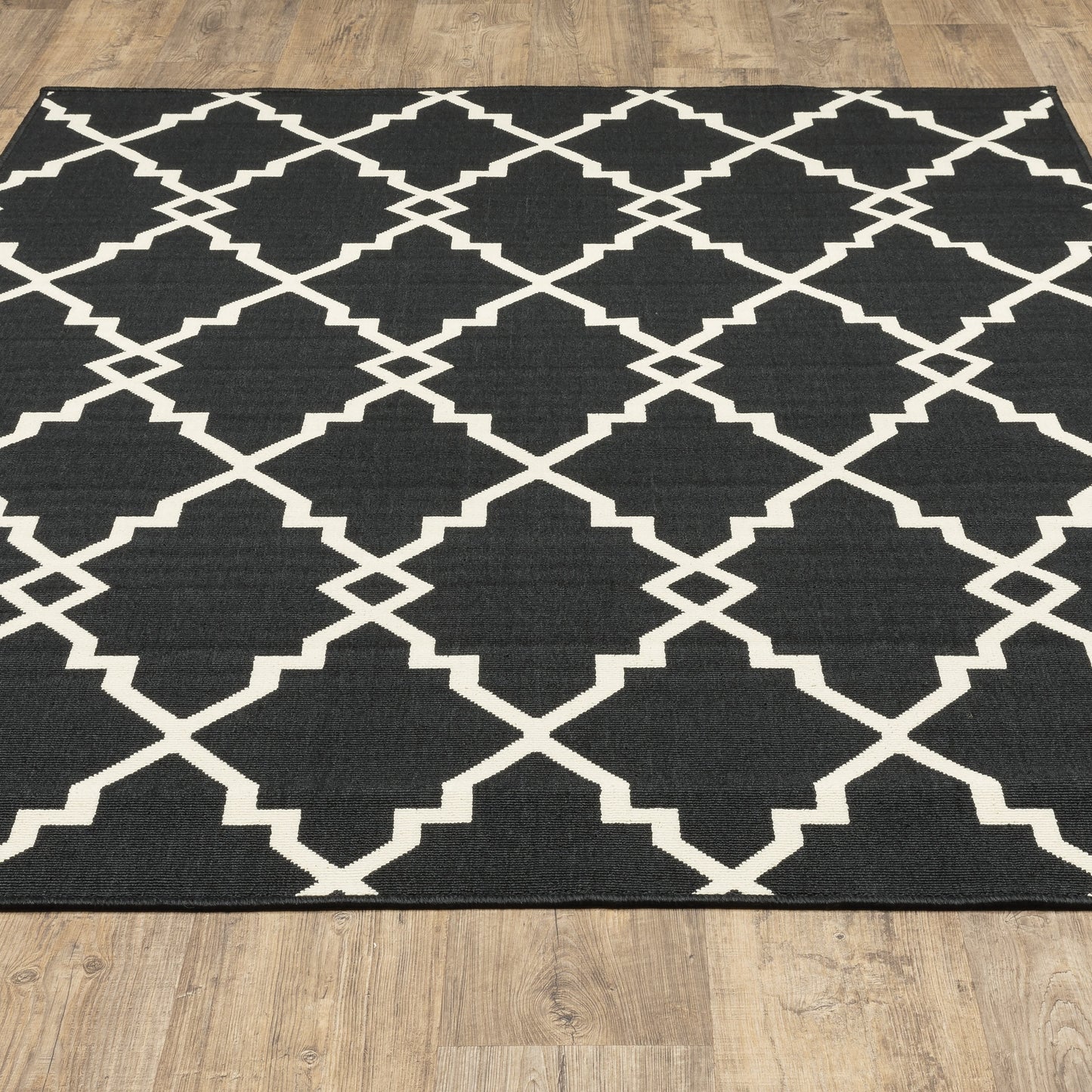 Tapis d'intérieur/extérieur Vista Home Malta Lattice Noir/Blanc cassé.