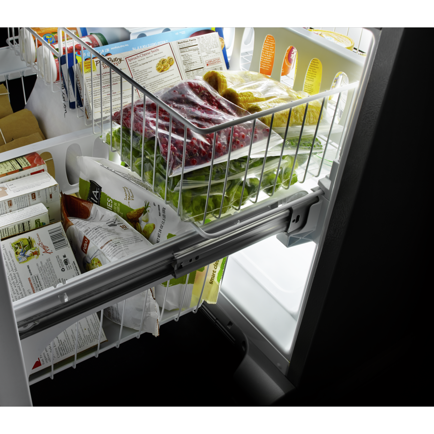 Whirlpool 33 22 pi³ Réfrigérateur à congélateur inférieur - noir - WRFF5333PB | Réfrigérateur Whirlpool de 22 pi³ et de 33 po à congélateur inférieur - noir - WRFF5333PB