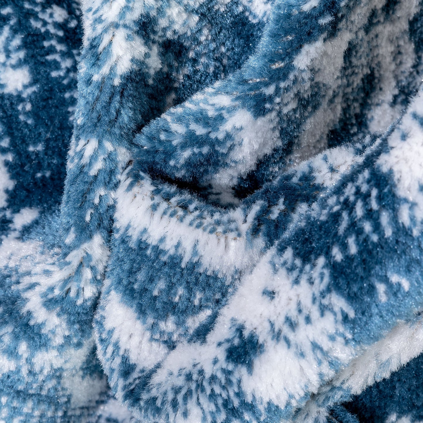 Tapis de sol bohème oriental vintage à motif floral, tissé avec soin et éblouissant.