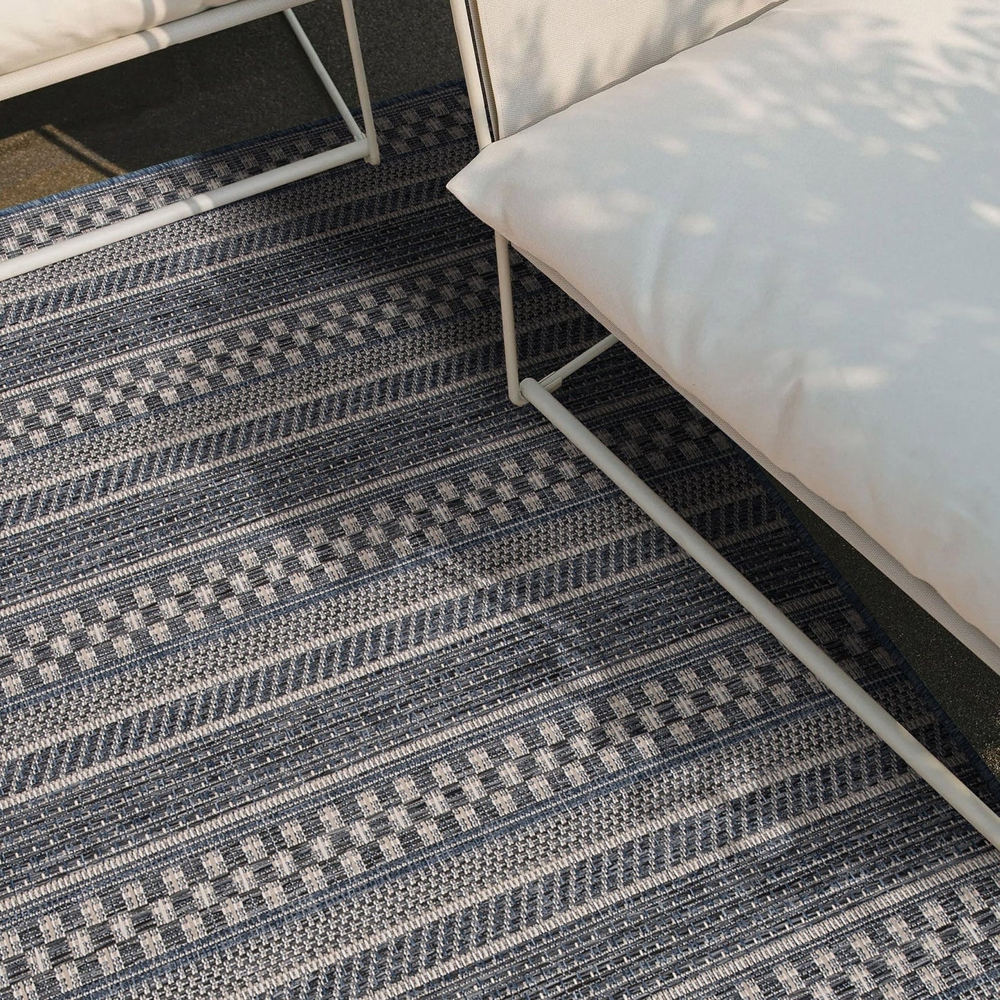 Tapis d'intérieur/extérieur bohème à rayures géométriques World Rug Gallery