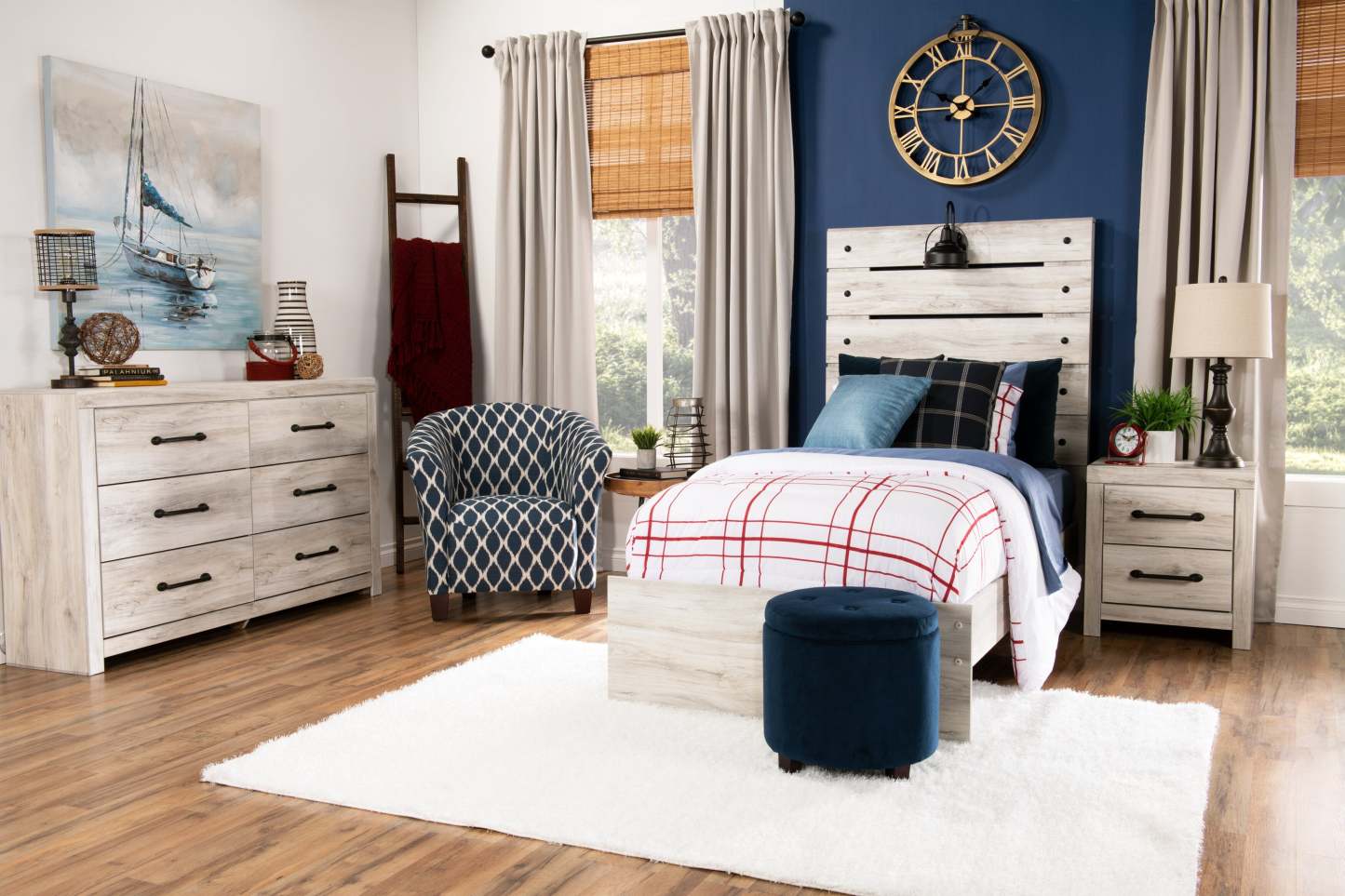 Table de chevet Abby à 2 tiroirs avec port USB, 21,8 L x 24,5 H - Blanc | Table de nuit Abby de 21,8 po (L) x 24,5 po (H) à 2 tiroirs avec port USB - blanche