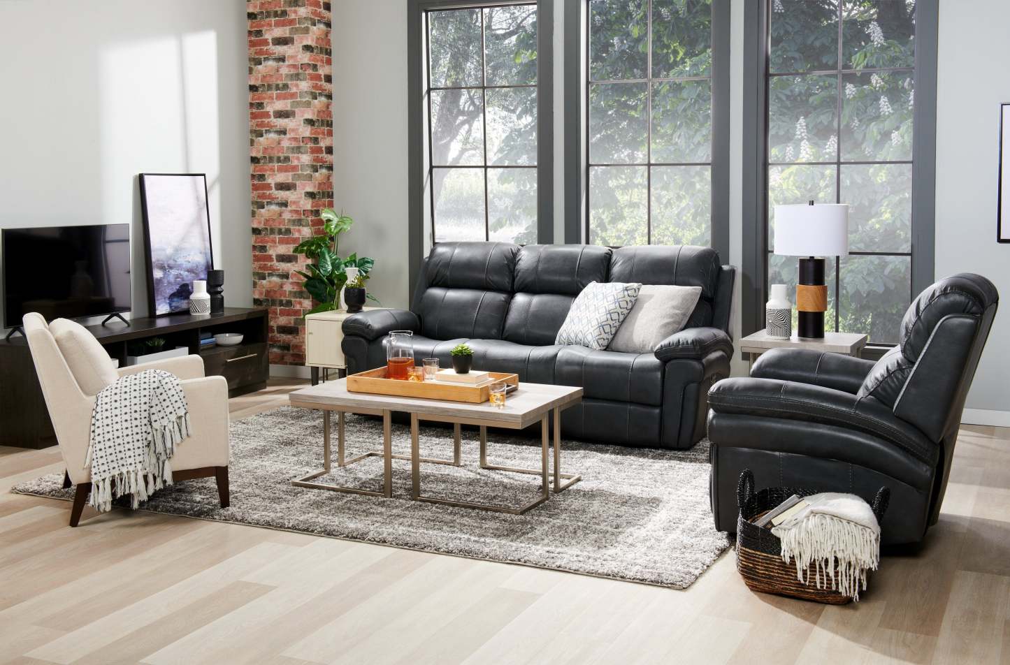 Chaise d'appoint en tissu d'apparence lin avec base en bois Adel 28,5 - Beige | Fauteuil d'appoint Adel de 28,5 po en tissu d'apparence lin avec piètement en bois - beige