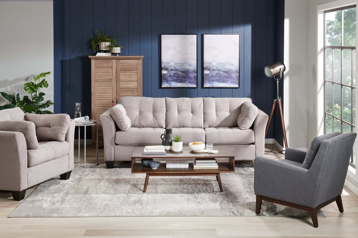 Chaise d'appoint en tissu d'apparence lin avec base en bois Adel 28,5 - Gris foncé | Fauteuil d'appoint Adel de 28,5 po en tissu d'apparence lin avec base en bois - gris foncé