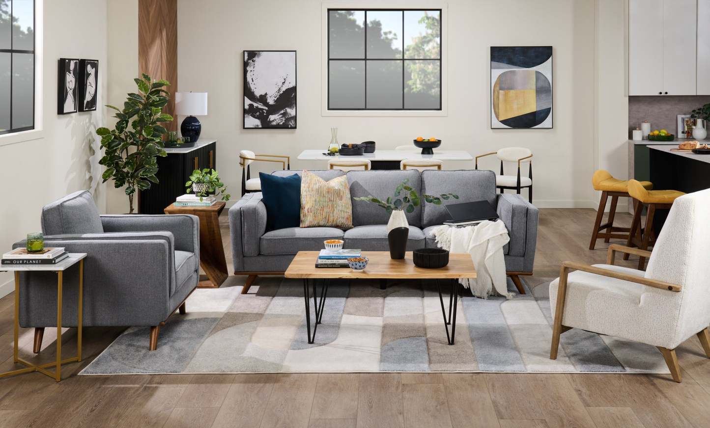 Chaise d'appoint Adley 28 en tissu chenille avec accoudoirs et pieds en bois - Blanc albâtre | Fauteuil d'appoint Adley 28 po en tissu de chenille avec accoudoirs et pattes en bois - blanc albâtre