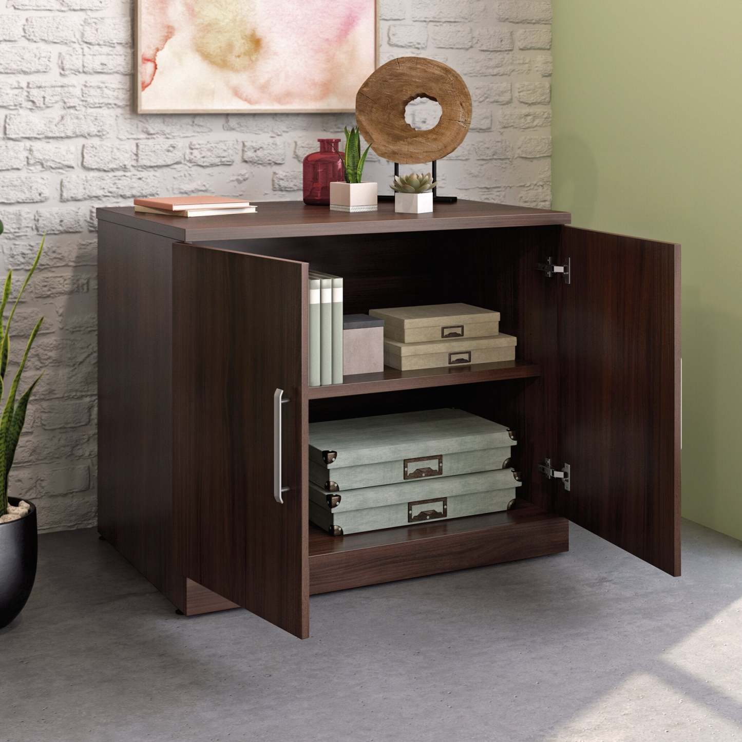 Affirm 35.43 Commercial Grade Storage Cabinet - Noble Elm|Armoire de rangement Affirm de 35,43 po de qualité commerciale - orme noble