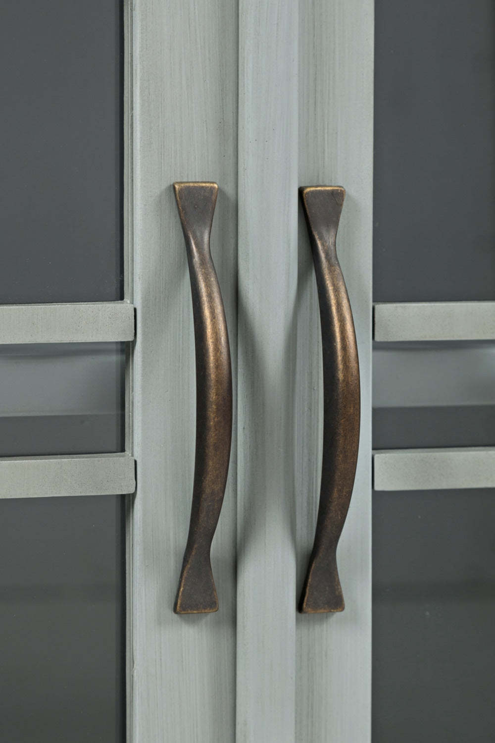 Marseille 32 Accent Cabinet with Drawer - Antique Grey|Armoire décorative Marseille de 32 po avec tiroir - gris antique