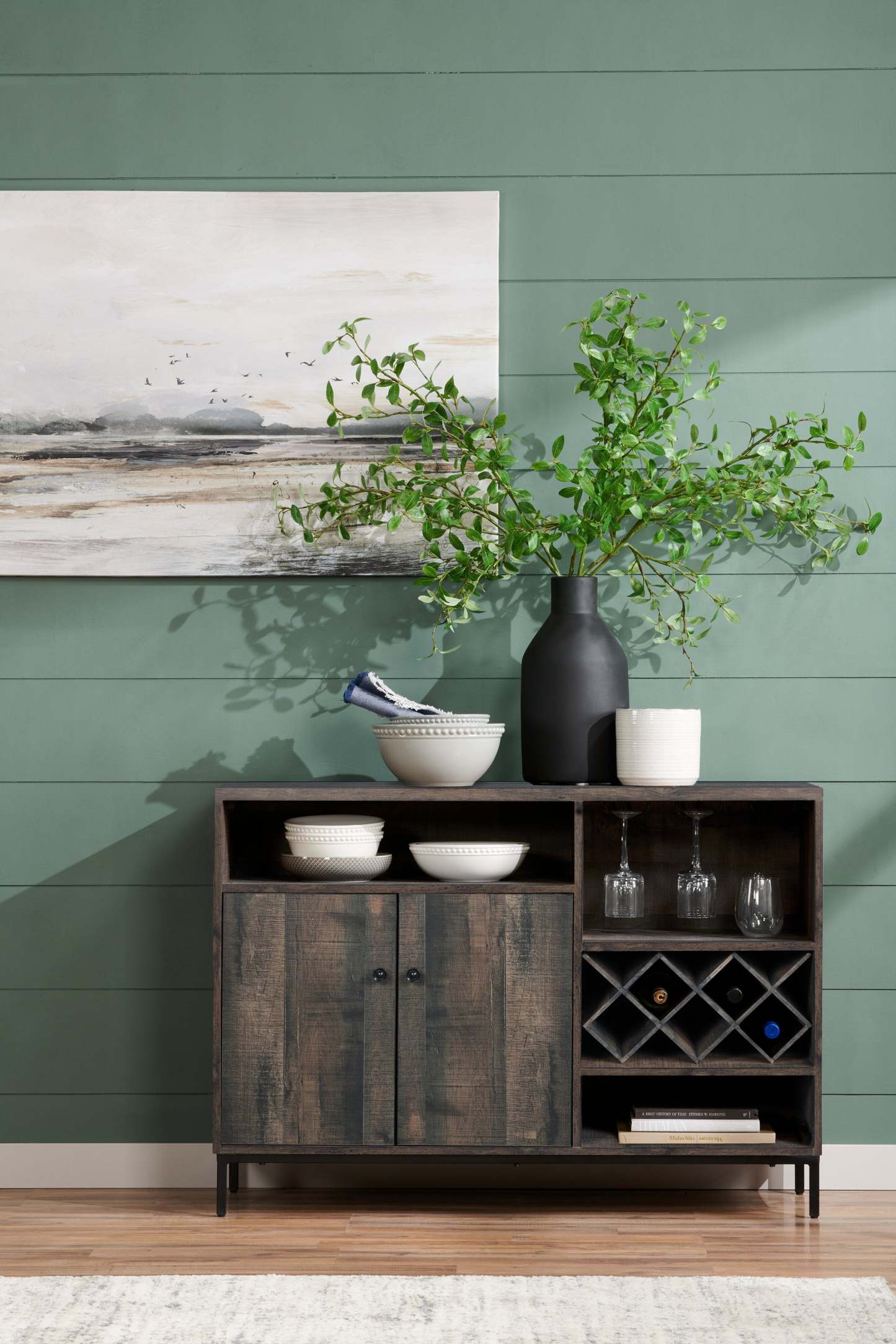 Serveur de salle à manger Amos avec rangement et casier à vin intégré, 45 W - Marron vieilli | Desserte de salle à manger Amos de 45 po (L) avec rangement et support à vin intégré - brun vieilli