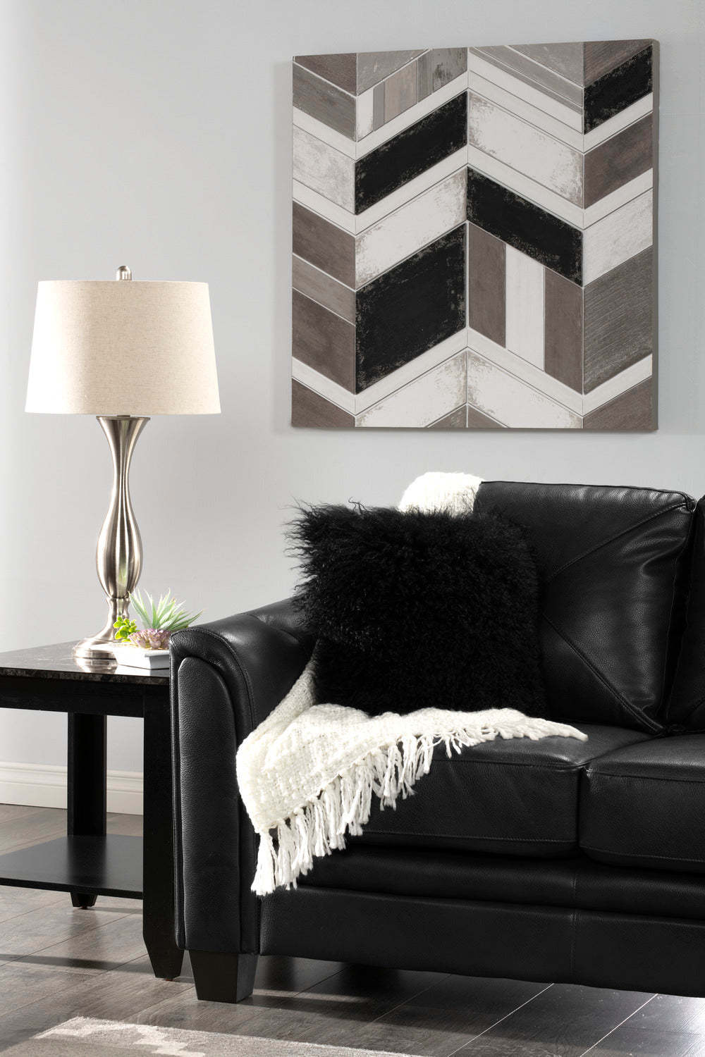 Andi 84 po canapé en tissu d'apparence cuir avec capitonnage - noir | Canapé Andi de 84 po en tissu d'apparence cuir avec capitonnage - noir