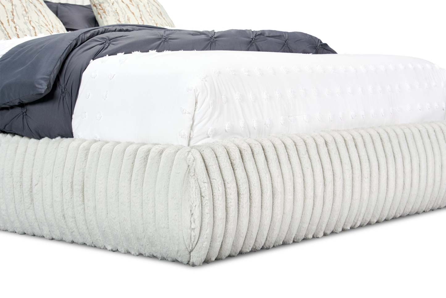 Lit plateforme rembourré Aria en tissu gris capitonné - format grand lit | Lit plateforme rembourré Aria en tissu gris, capitonné - Queen Size