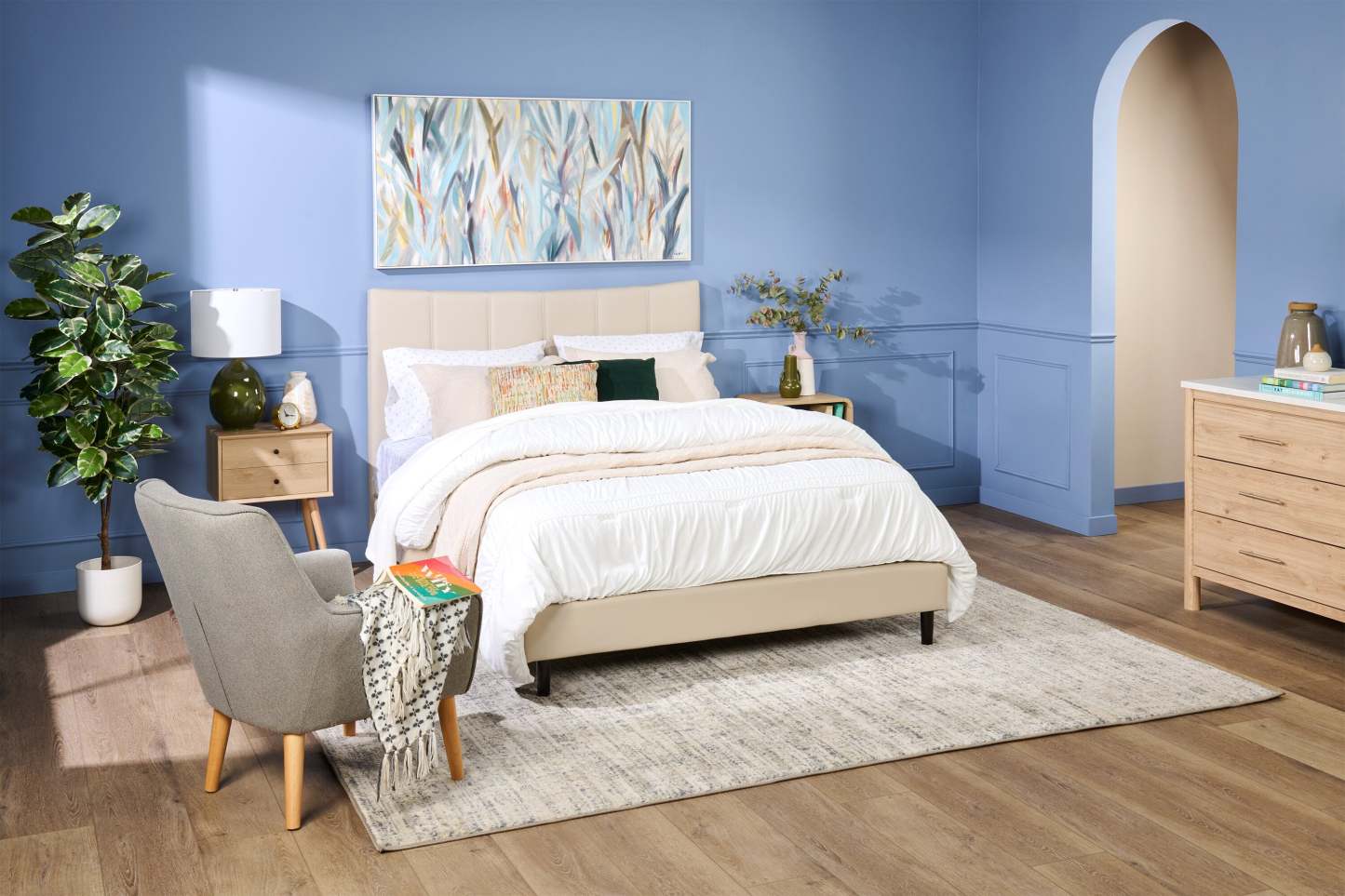 Chaise d'appoint en tissu d'apparence lin Arni 28 avec pieds en bois - Gris | Fauteuil d'appoint Arni de 28 po en tissu d'apparence lin avec pattes en bois - gris