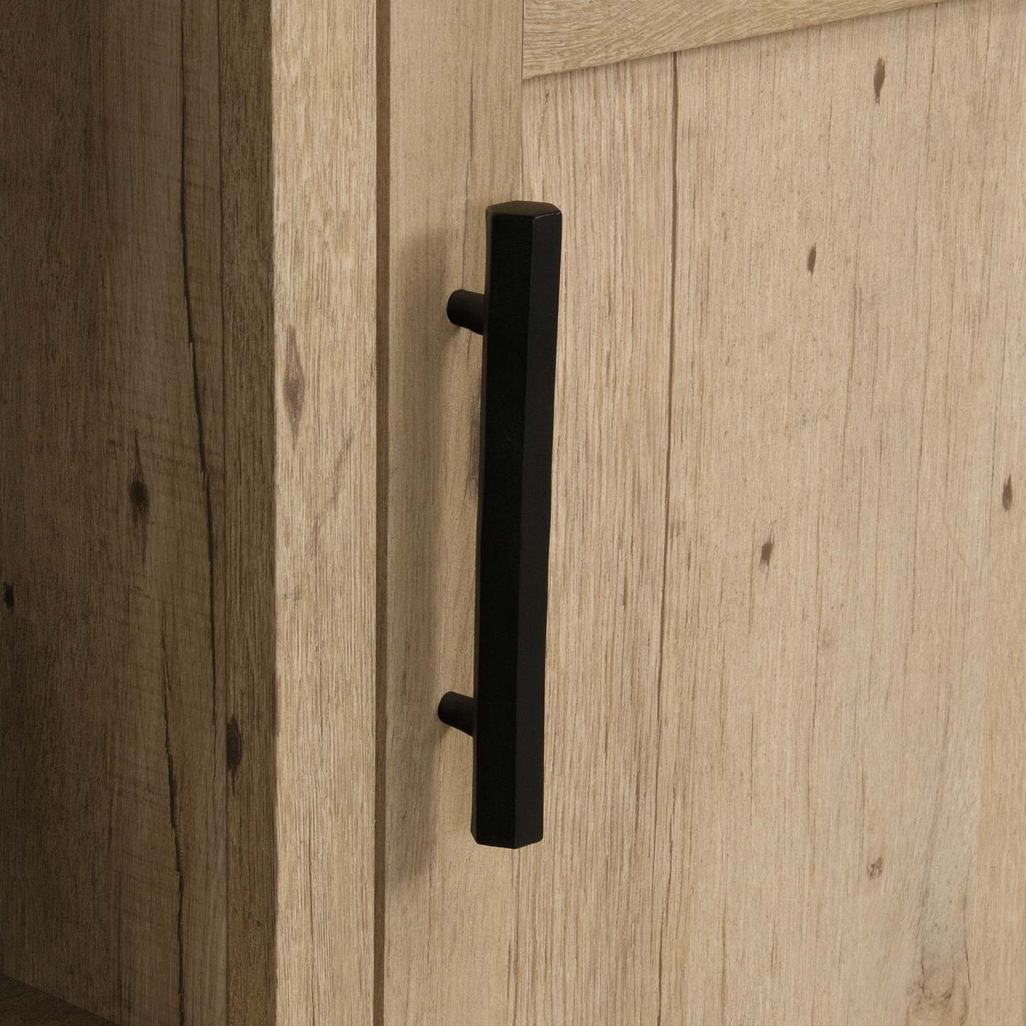 Aspen Post 47.09 Commercial Grade Small Office Credenza - Prime Oak|Petit bahut de bureau Aspen Post de 47,09 po de qualité commerciale - chêne clair