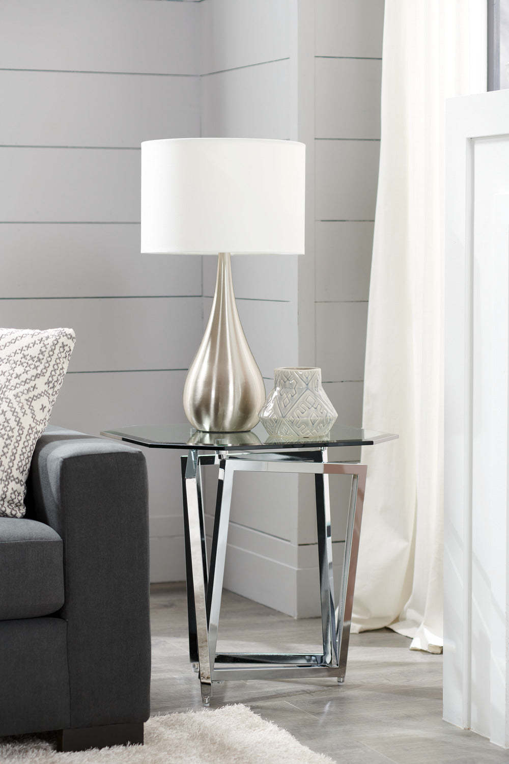 Audrey 21,75 Lampe de table en forme de goutte en acier brossé