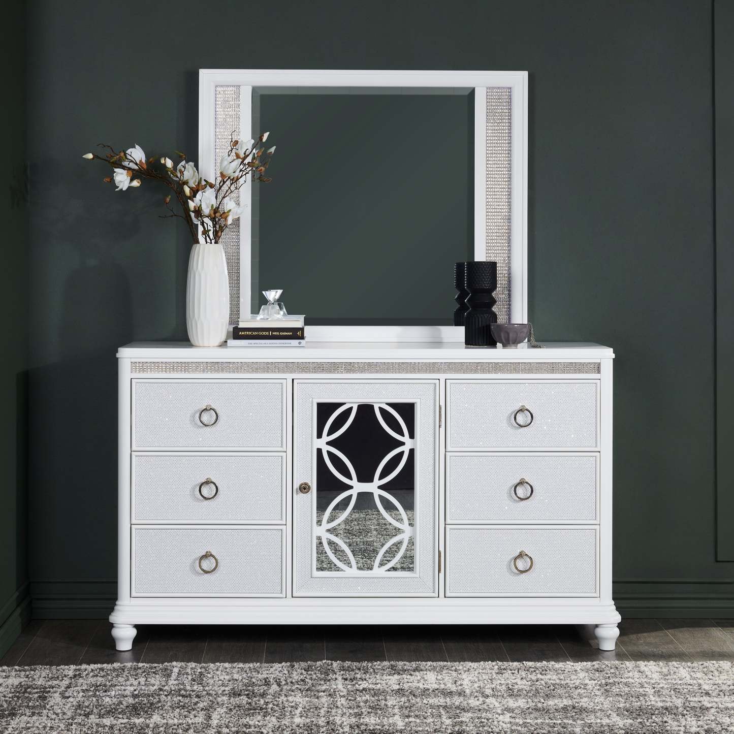 Miroir de commode de chambre à coucher Ava avec lumière LED, Glam - Blanc | Miroir de commode de chambre à coucher somptueux Ava avec éclairage à DEL - blanc