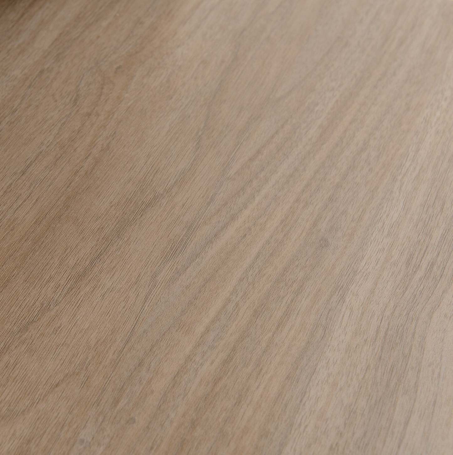 Axel 74 Meuble pour téléviseur moderne avec foyer électrique, rangement et système de gestion des câbles pour téléviseurs jusqu'à 85 po - taupe