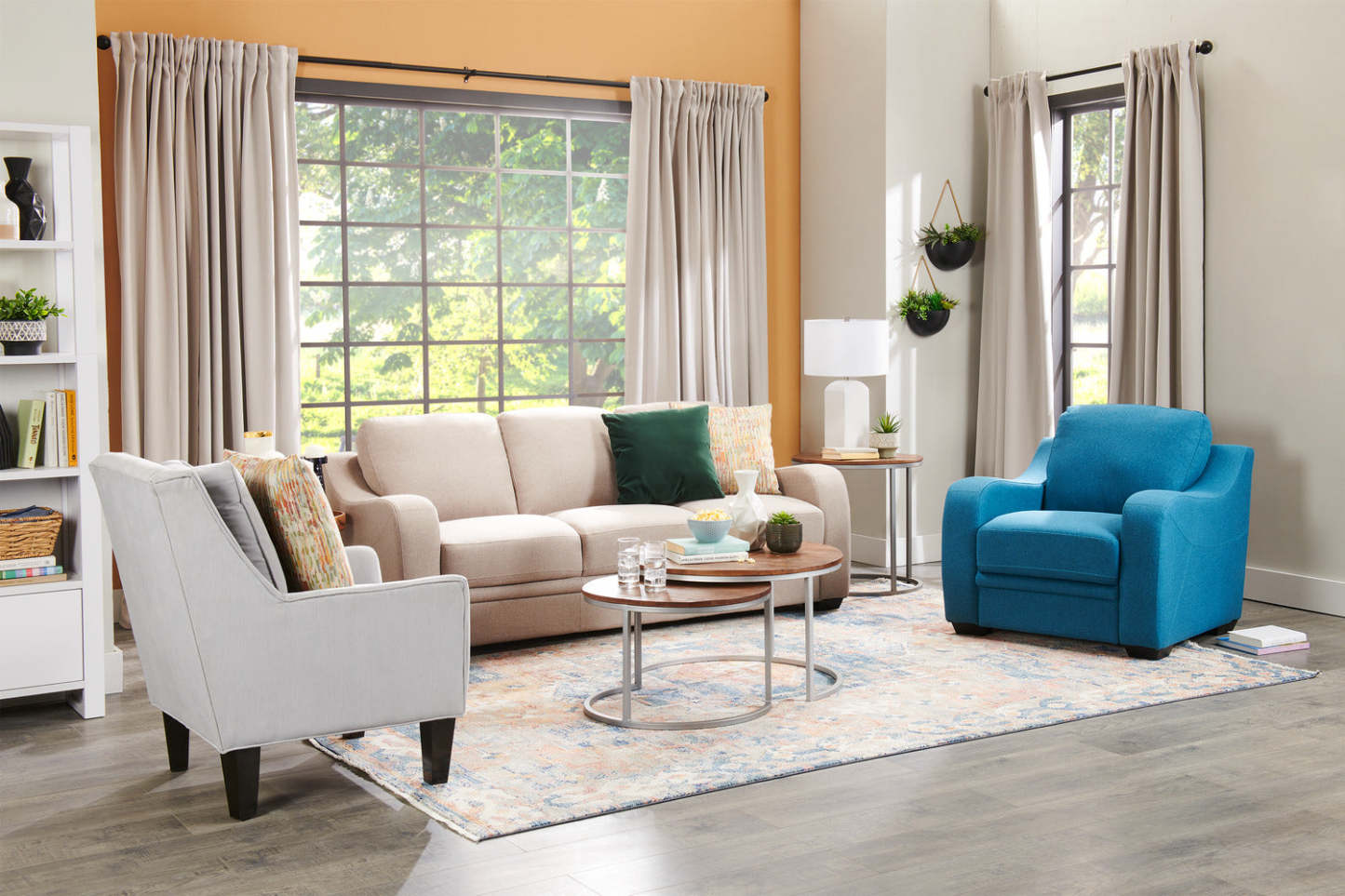 Fauteuil d’appoint club Sofa Lab personnalisable en tissu d’apparence lin de 29 po avec pattes en bois - gris Pax Slate | Made in Canada Sofa Lab Customizable Club 29 Linen-Look Fabric Accent Chair with Wood Legs - Pax Slate Grey | CLUB3049