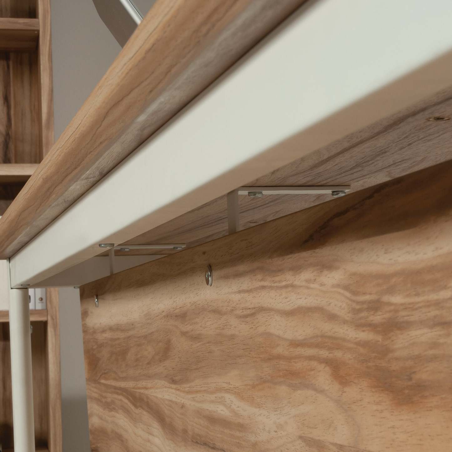 Bergen Circle Commercial Grade 72 Office Desk Modesty Panel|Panneau de fond pour bureau de calibre commercial Bergen Circle 72 po