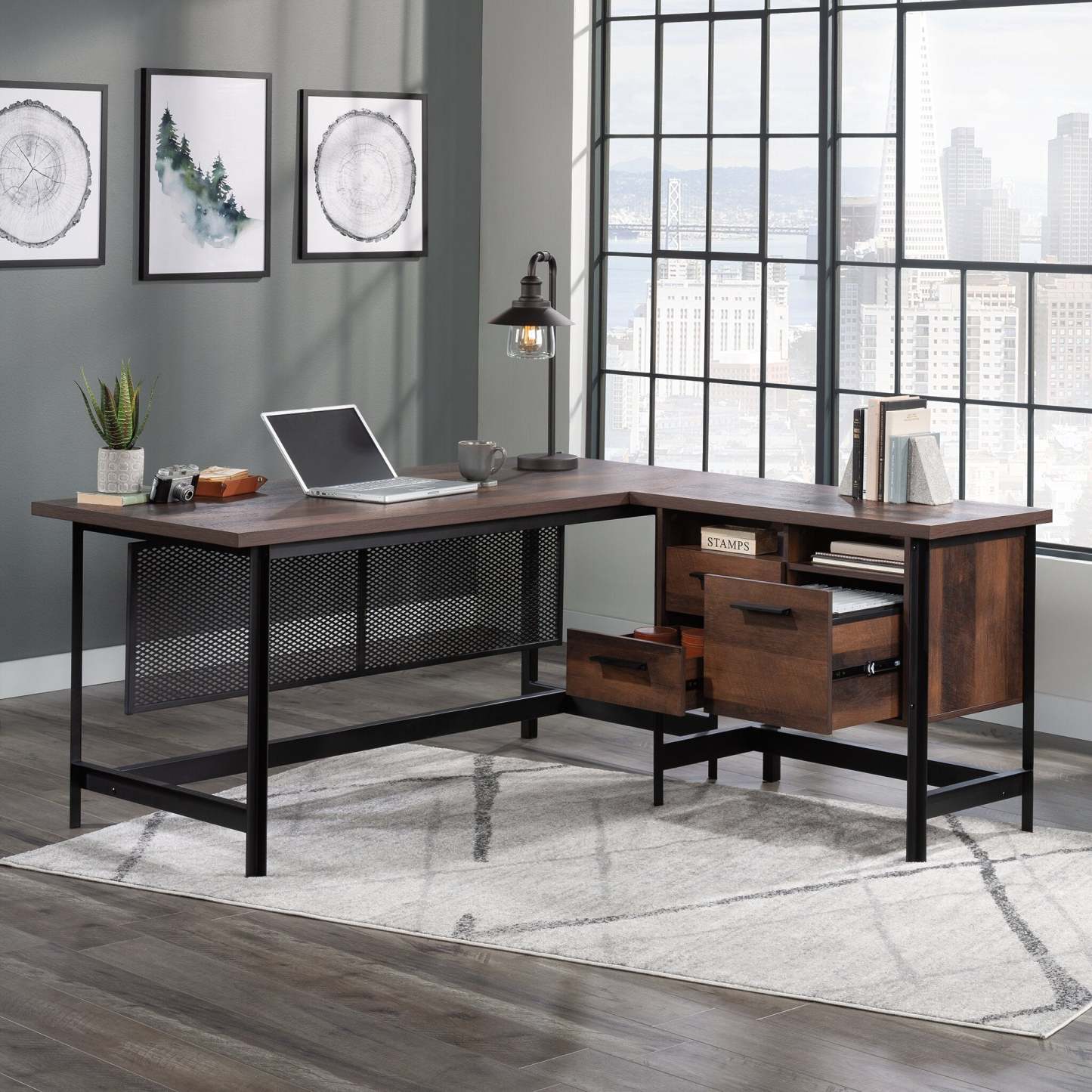 Bureau d’ordinateur en forme de L Briarbrook de 65,98 po de qualité commerciale à 3 tiroirs - brun