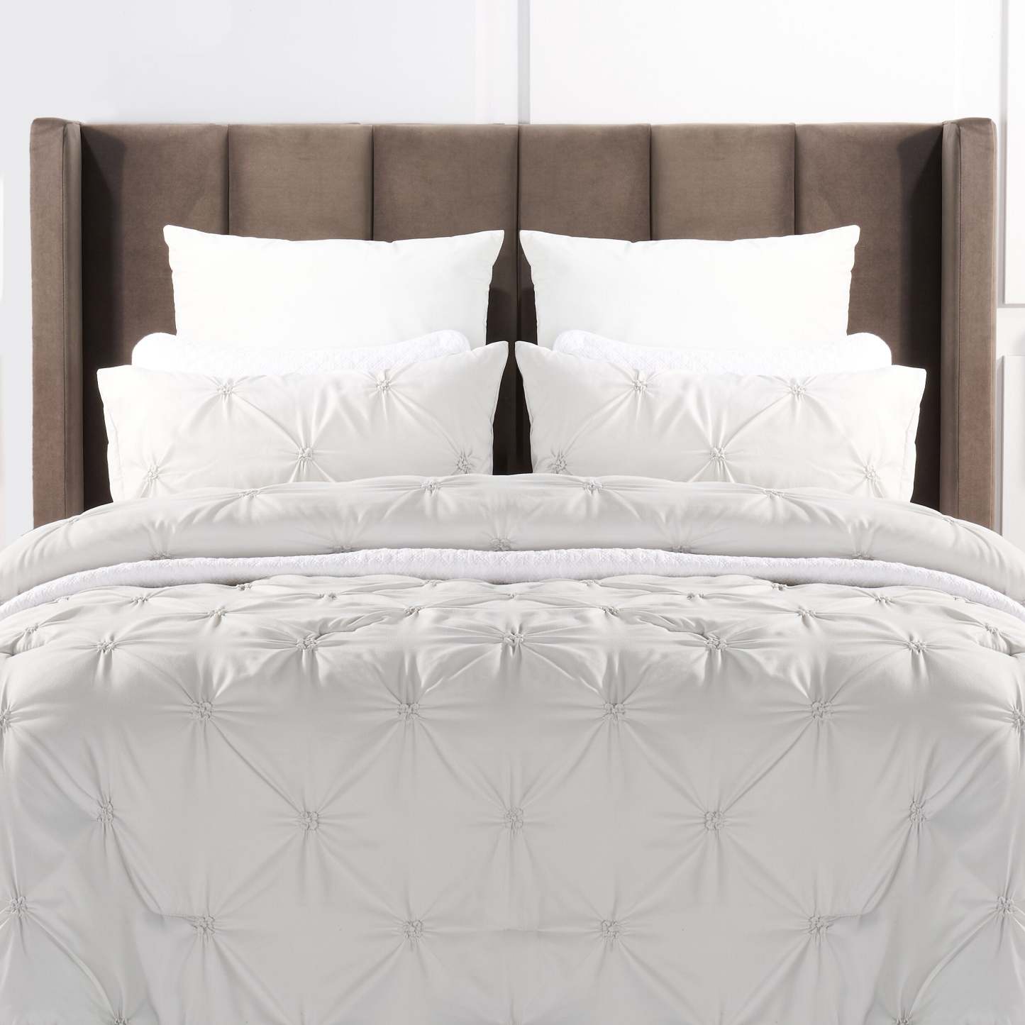 Brianna Light Grey 3-piece Full/Queen Comforter Set|Ensemble d'édredon Brianna 3 pièces gris clair pour lit double ou grand lit|BRILG3FQ