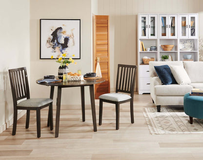 Ensemble de salle à manger Bryn 3 pièces avec 42 tables rondes à abattant et 2 chaises, tissu - Gris foncé | Ensemble de salle à manger Bryn 3 pièces avec table ronde de 42 po à abattant et 2 chaises en tissu - gris foncé